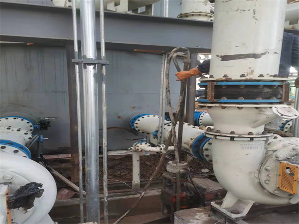 察哈尔右翼中设备基础沉降下沉注浆加固增加荷载